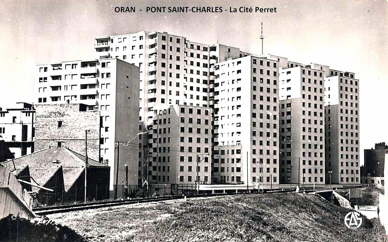 Oran - Pont Saint-Charles - Cite Perret - 1960.jpg